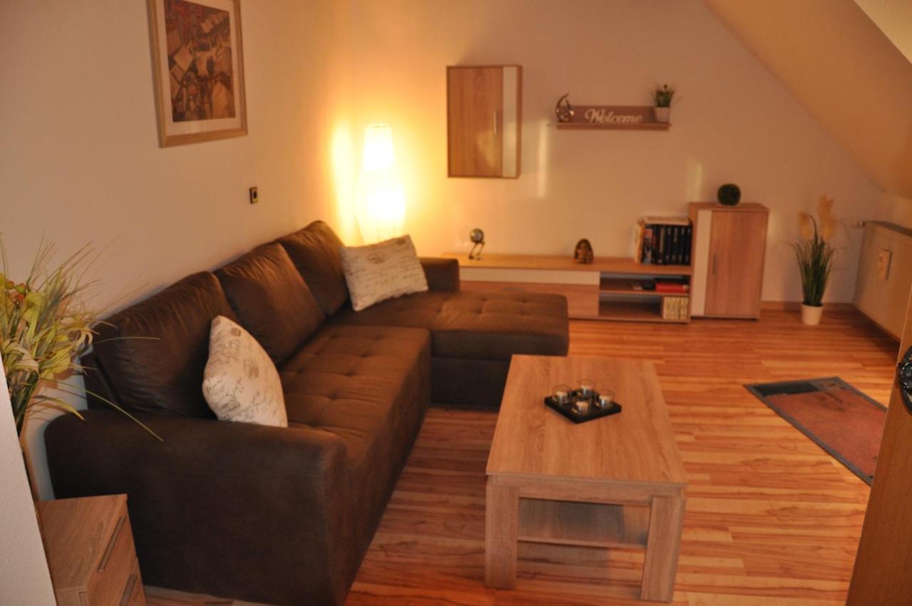 Apartmán Rentrisch Am Waldrand Sankt Ingbert Exteriér fotografie