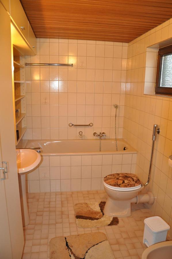 Apartmán Rentrisch Am Waldrand Sankt Ingbert Exteriér fotografie